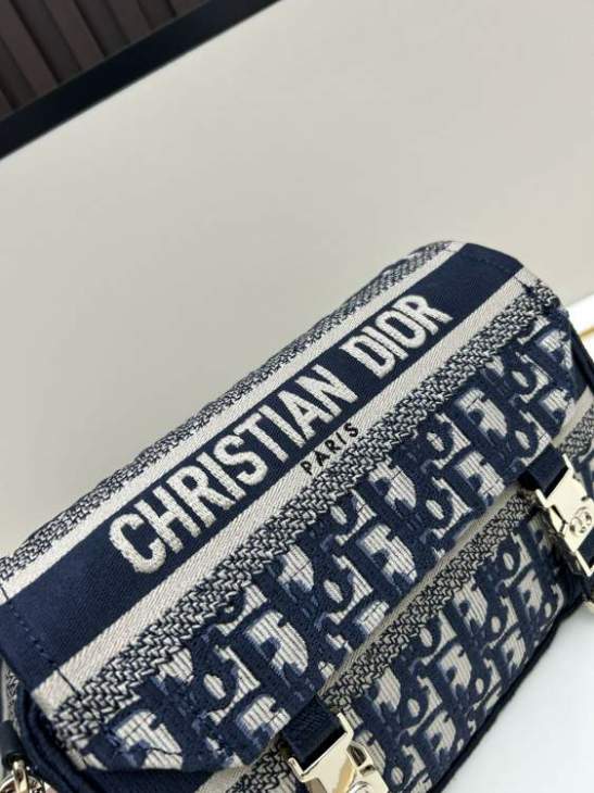 Picture of Dior Mens Bags _SKUfw239223216fw